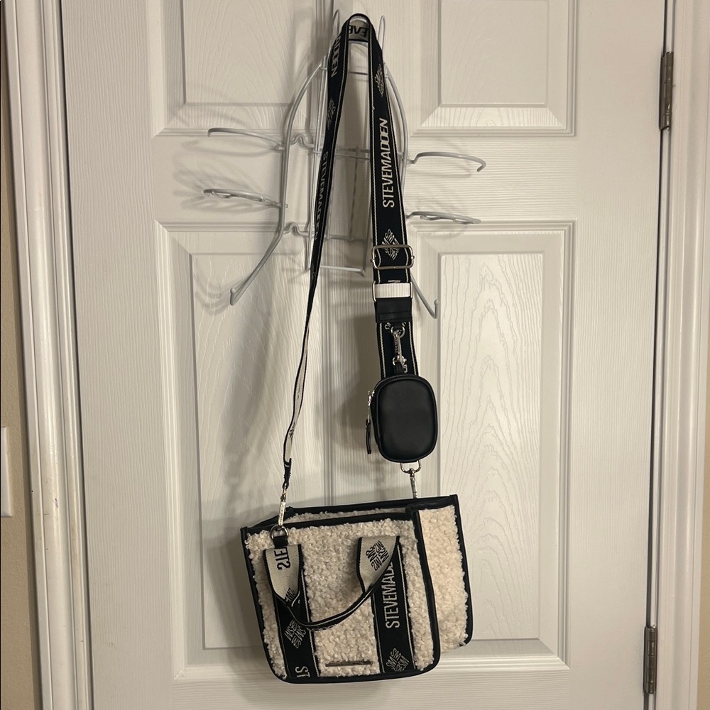 Steve Madden Black and Cream Crossbody Bag